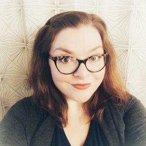 Meet your Posher, Courtney